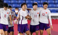 爱游戏入口-关于中国女足在球场上展现出团结一心的决心的信息