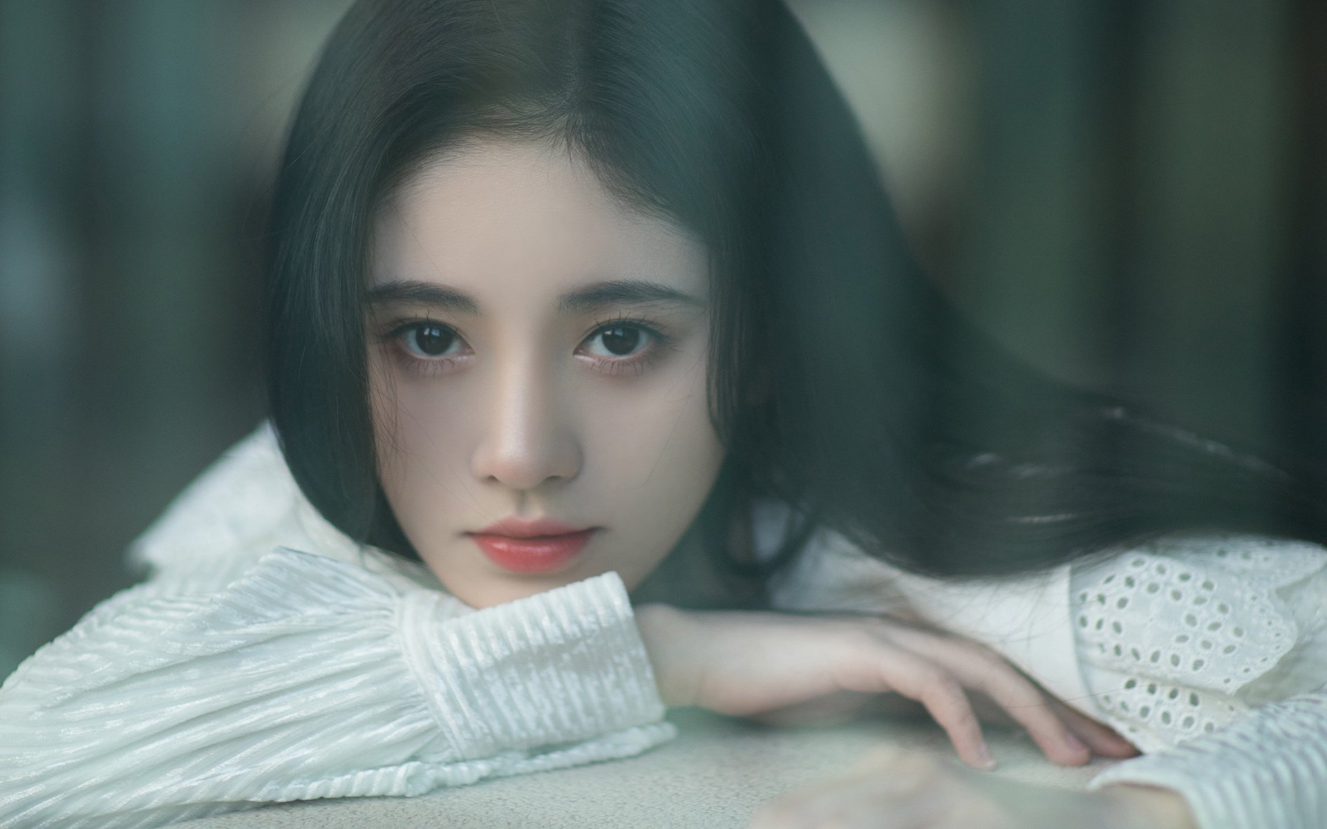 铁血后卫的完美表演，卡瓦哈尔如何成为智利击败冰岛的关键先生