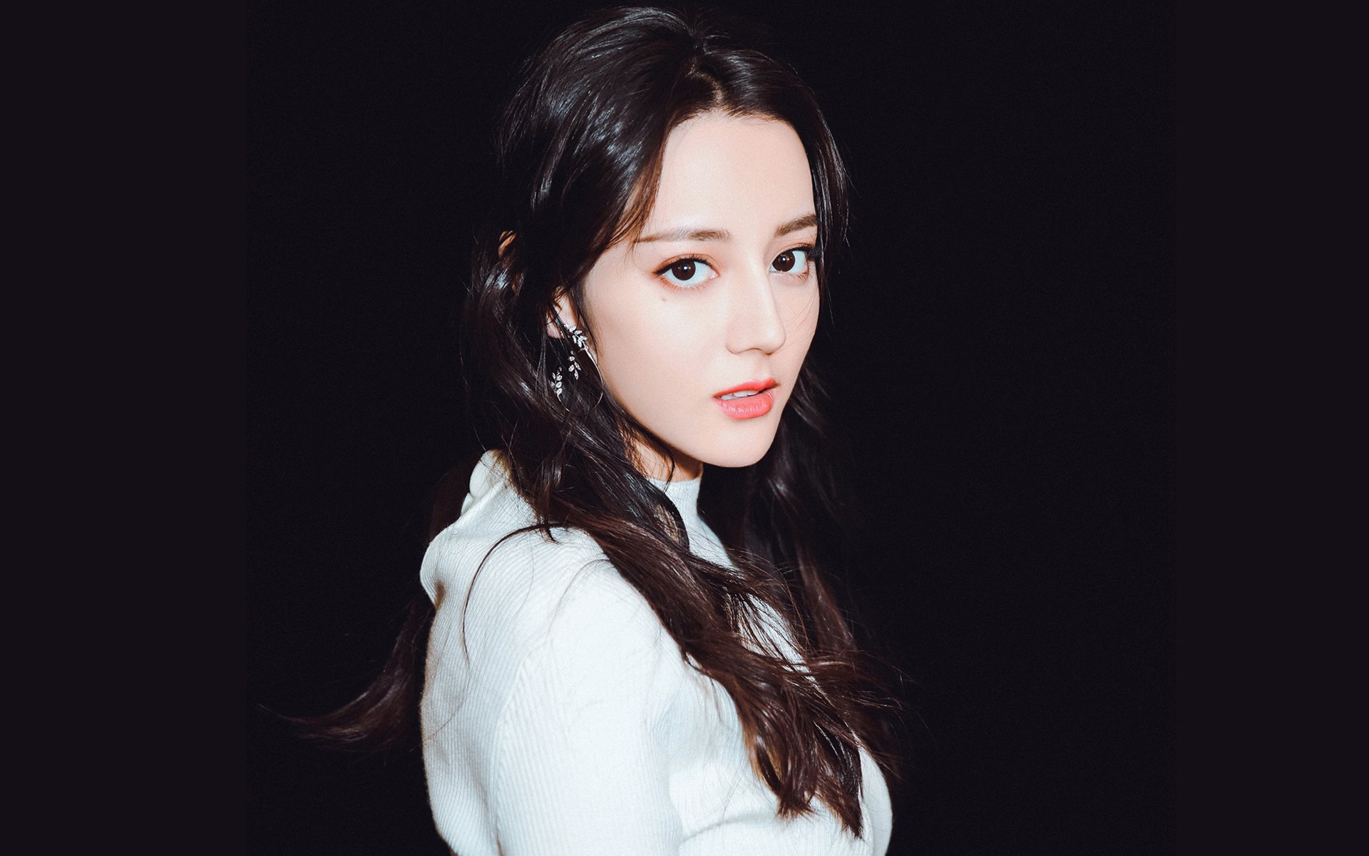 赛道上的十字盾牌,当精密传控思维驶入F1争冠修罗场